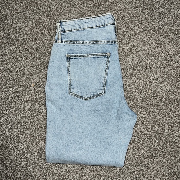 Universal Thread light wash jeans, size 8. Purchased from Target. - Picture 2 of 3